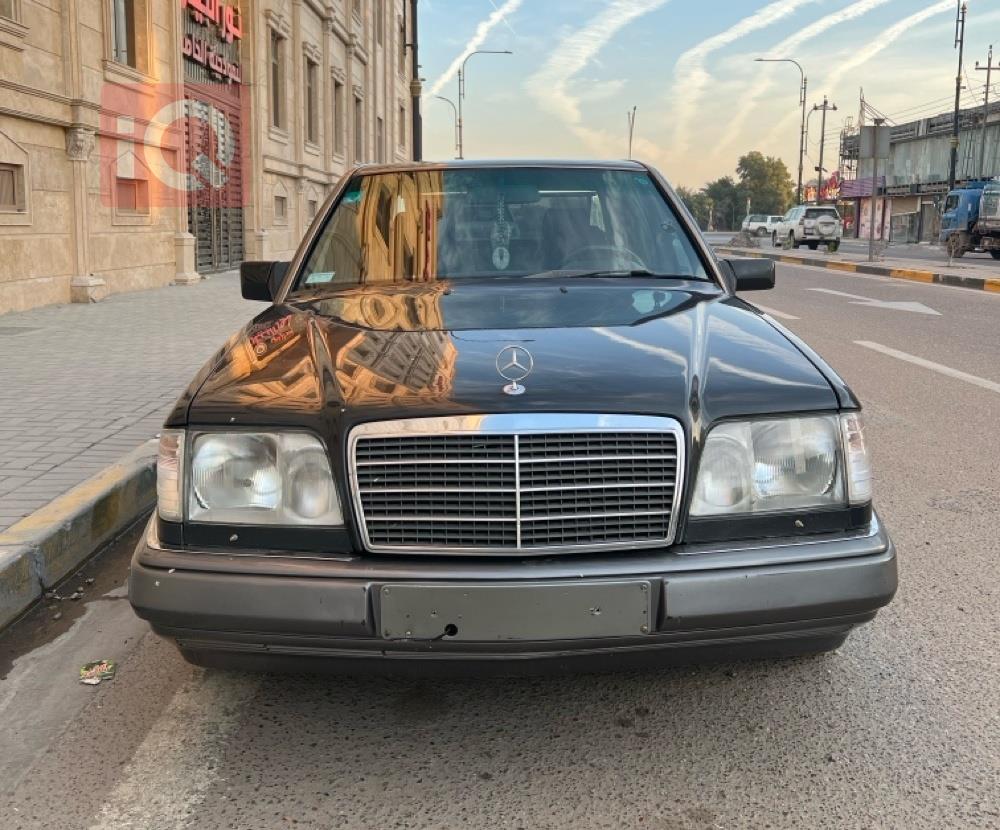 مرسيدس بنز E-Class